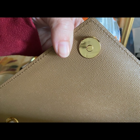 ❌TRADED❌BNWT Medium Envelope triquilt - Picture 7 of 15